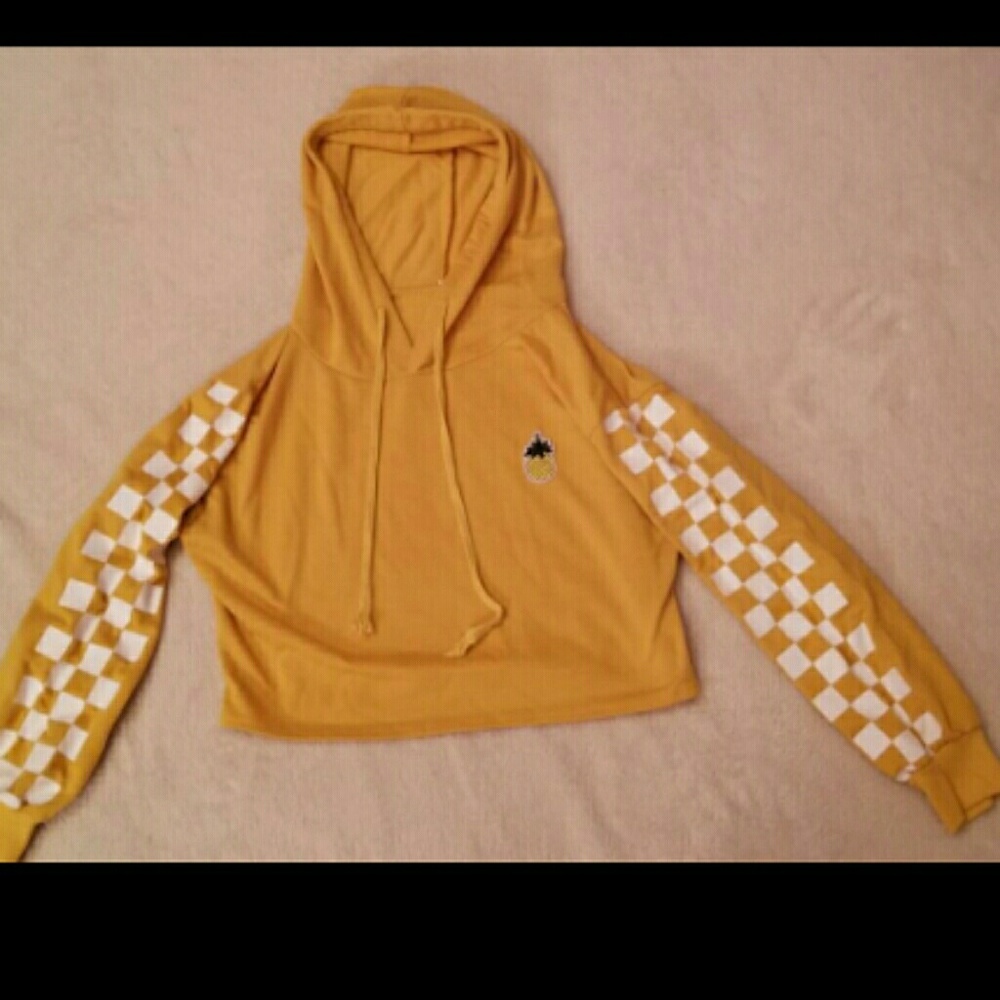 Yellow Long sleeve Crop-top shirt